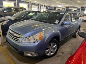 lot 21 image: 2012 Subaru Outback 2.5i AWD