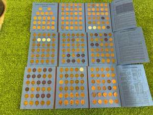 lot 7 image: 3 Books of Lincoln Cents