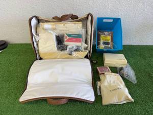 lot 59 image: Singer Sewing Machine with Extras
