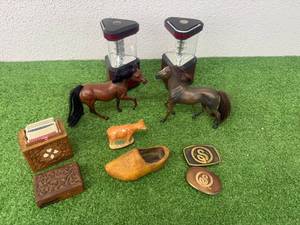 lot 107 image: Horses, Wood Card Box, LED Lanterns, Belt Buckles