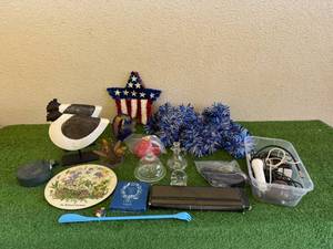 lot 137 image: Home Decor
