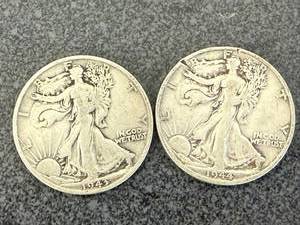 lot 152 image: 1943S & 1944S Walking Liberty Half Dollar