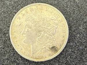 lot 168 image: 1921 Morgan Dollar