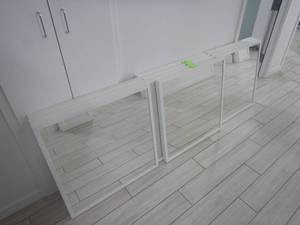 lot 43 image: (10) Mirrors 27 x 25