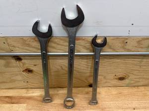 lot 117 image: Onsite Jumbo Wrench Set