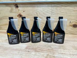 lot 131 image: Northern Tool Lot of 5 Bottles of-  2-Cycle4-Cycle Fuel Treatment, 12-Oz. Bottle