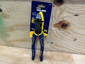 lot 138 image: IRWIN Tools VISE-GRIP Linemans Pliers with Fish Tape Puller