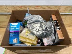 lot 79 image: Random Assorted Home Good Items