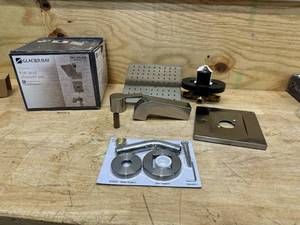 lot 39 image: Glacier Bay Modern Single-Handle 1-Spray Tub and Shower Faucet 1.8 GPM in Chrome