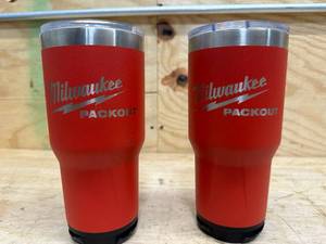lot 85 image: Milwaukee Lot of 2- Electric Tool Packout 30 Oz Drink Tumblers (48-22-8393R)