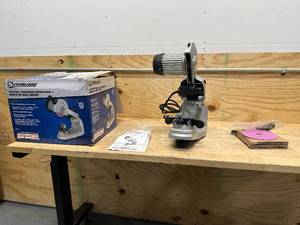 lot 177 image: Strongway Electric Chainsaw Sharpener - 110V, 14in. to 34in. Pitch, 3,400 RPM