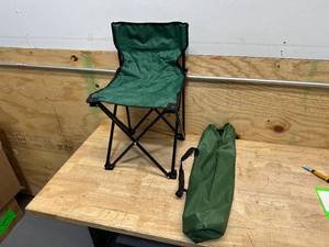 lot 245 image: Green FishingCamping Chair