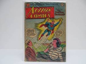 lot 8 image: DC Action Comics No. 188 - Superman - The Spectral Superman - 1954 (AS IS)