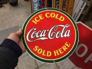 lot 105 image: Coca Cola - 1991 Andy Rooney Porcelain Sign - 11 14
