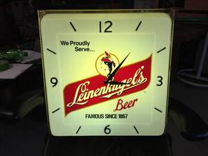 Vintage Leinenkugel's - Light Up Clock - Works!