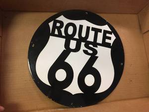 lot 114 image: Heavy Porcelain Route 66 Metal Sign - 11 34
