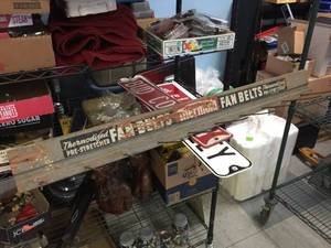 lot 120 image: Vintage Thermold Wooden Fan Belts Rack 50 x 5