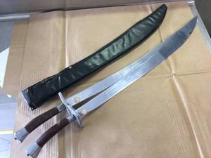 lot 148 image: 2 Piece Sword Set - 38 Long