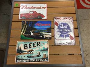 lot 165 image: 4 Old-Look Tin Beer Signs - Hamms - Pabst - Bud