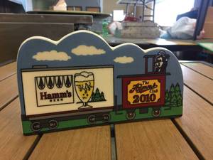 lot 170 image: 2010 Hamms Club - Plaque