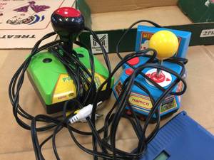 lot 201 image: Namco & Frogger Plug-In Video Game Sets