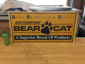 lot 224 image: Vintage Bear Cat Metal Dealer Sign 36 x 18