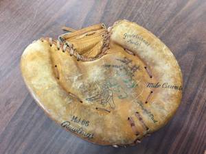 lot 243 image: Vintage Rawlings - Mike Brumley - First Base Glove