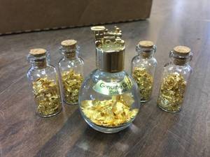 lot 238 image: Genuine Gold Colorado Plus Jars Gold Flakes