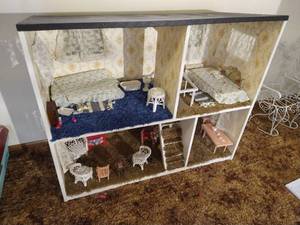 Large Doll House Full of Accessories