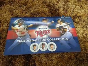 lot 10 image: Complete 2005 Twins Medallion Collection