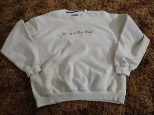 lot 14 image: Large UND Fleece