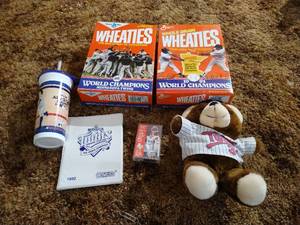 lot 37 image: Minnesota Twins Lot