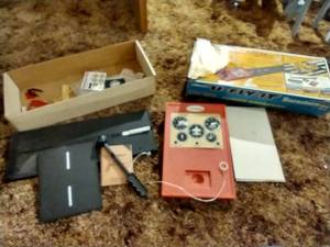 lot 46 image: Vintage U-Fly-It Barnstormer Set