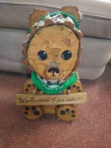 lot 90 image: Small Rustic Wood Bear - Welcome Friends