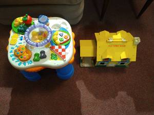 lot 91 image: Fisher Price Toys