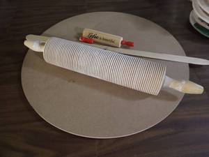 lot 116 image: Lefse Making Items