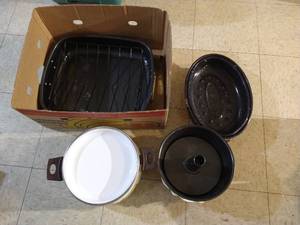 lot 131 image: Roasters, Enamelware, Bundt Pans Etc.