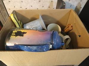 lot 141 image: Box of Decorated Kitchen Items
