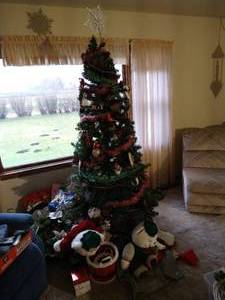 lot 153 image: HUGE Christmas Lot - Tree, Decor, Etc Etc