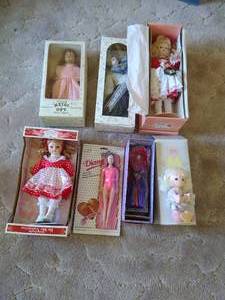 lot 183 image: Vintage Doll Lot - (7) Dolls