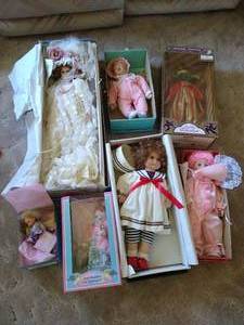 lot 189 image: (7) Vintage Dolls