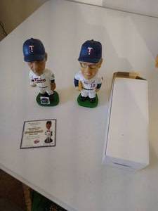 lot 221 image: (2) Twins SGA Bobbleheads - Tom Kelly & Camilo Pascual