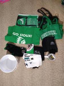 lot 231 image: UND Fighting Sioux Lot - Purse, Hankies, Mug, Etc