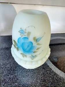 lot 291 image: Vintage Hand-Painted Candle Holder - Very Pretty