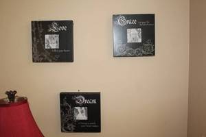 lot 44 image: Set of 3 Inspirational Wall Art Decor - Love, Grace, Dream
