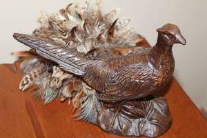 lot 46 image: Wooden Pheasant Figurine with Feather Detail