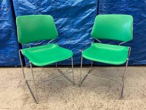 lot 51 image: WOW $$$ RARE PAIR MCM 1970s Thomas Tolleson Matrix Krueger&nbspReception Waiting Room Office Stackable Chairs - In Great Condition Even Rarer Lime Green Color