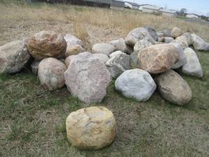 lot 18 image: BUYERS CHOICE to pick a total of 5...