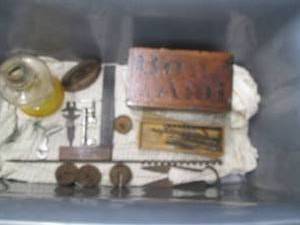 lot 51 image: Vintage Wood Bon Ami box, variety o...
