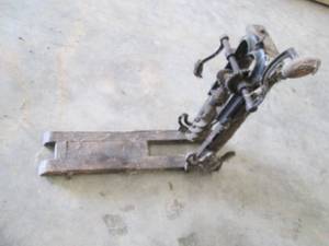 lot 55 image: Vintage 2-speed barn beam post dril...